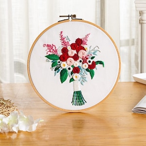 Floral Beginner Embroidery Kit Modern Flower Plant Hand Embroidery Full Kit DIY Floral Needlepoint Hoop Wall Art Kit Pattern D