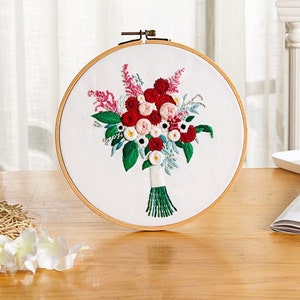 Floral Beginner Embroidery Kit Modern Flower Plant Hand Embroidery Full Kit DIY Floral Needlepoint Hoop Wall Art Kit Pattern D