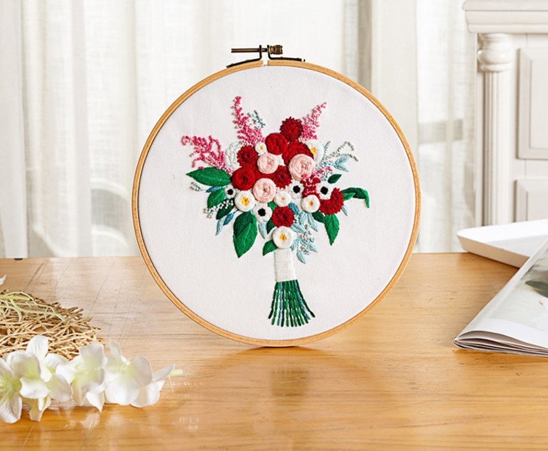 Floral Beginner Embroidery Kit Modern Flower Plant Hand Embroidery Full Kit DIY Floral Needlepoint Hoop Wall Art Kit Pattern D