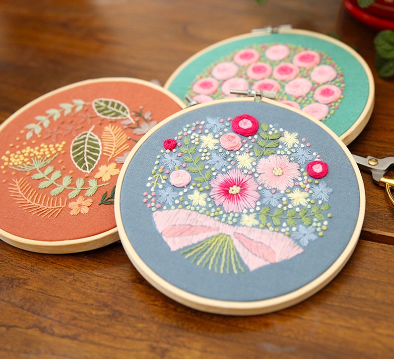 Floral Beginner Embroidery Kit Modern Flower Plant Hand Embroidery Full Kit DIY Floral Needlepoint Hoop Wall Art Kit image 2