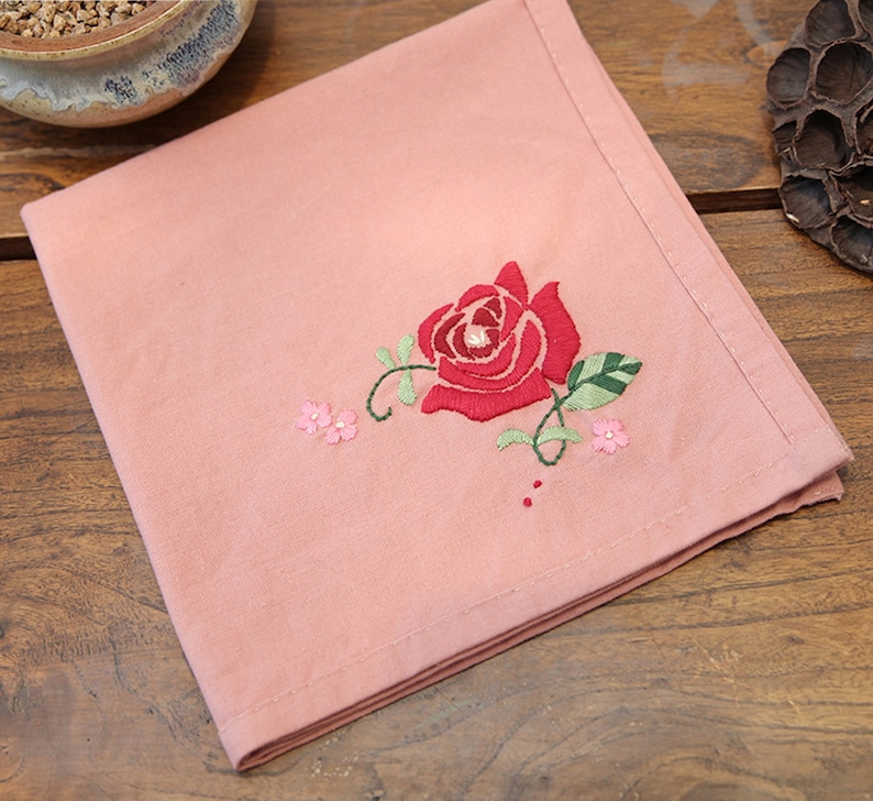 christmas gift Kit Handkerchief Embroidery Kit For Beginner Napkin Hand Embroidery Kit Modern Embroidery Kit flowers Embroidery Pattern