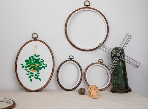 Faux Wood Flexible Embroidery Hoop - Oval - Stitched Modern
