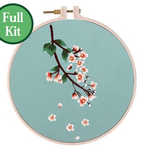 Floral Embroidery Kit For Beginner,modern hand embroidery patterns, flowers Embroidery Pattern, DIY Embroidery Kits,hoop art