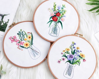 Embroidery Kit Beginner starter Floral, Beginner hand Embroidery kit,Full embroidery Kit Hoop, Starter Embroidery kit Modern, DIY Craft kit