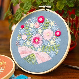 Floral Beginner Embroidery Kit Modern Flower Plant Hand Embroidery Full Kit DIY Floral Needlepoint Hoop Wall Art Kit image 7