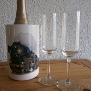 Wine cooler with steam locomotive