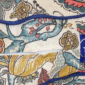 Glasglow Autumn Round Dog Bed, Red Blue Gold Jacobean Floral Pattern Dog Bed in 3 Sizes, Dog Bed Fabric Covers, Pet Furniture