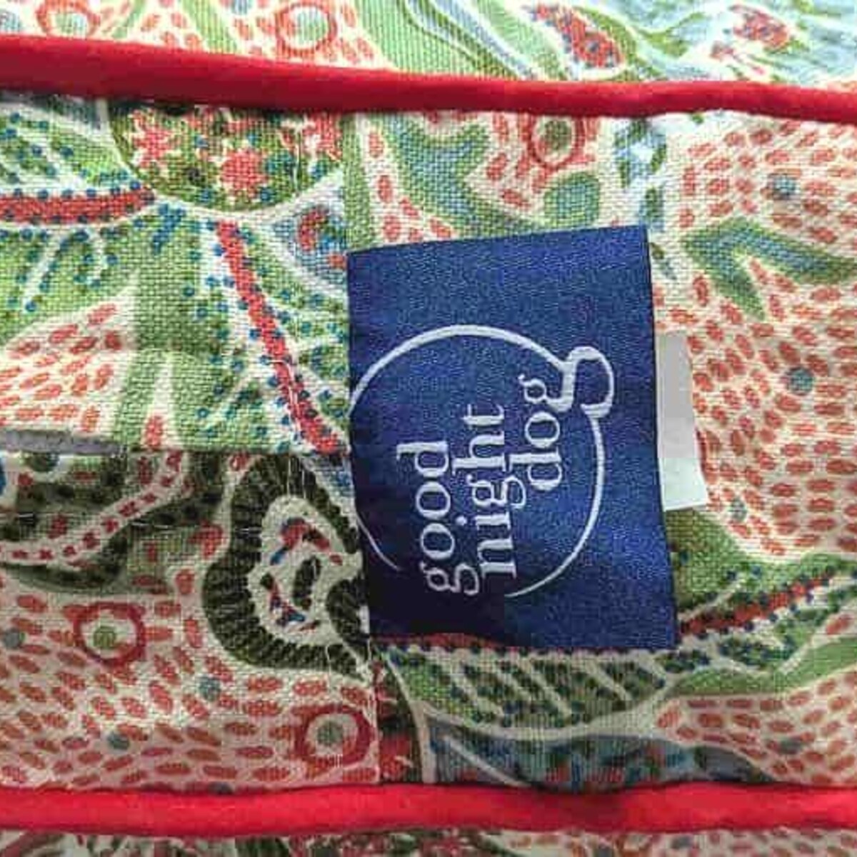 Gibbie Coral & Red Round Dog Bed, Floral Dog Bed in Large (44in)