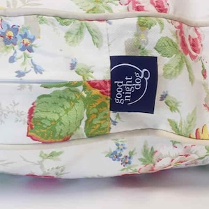 Regina Bianca Round Dog Bed, Blue, Pink, White, Green Floral Pattern Dog Bed in 3 Sizes, Dog Bed Fabric Covers, Pet Furniture