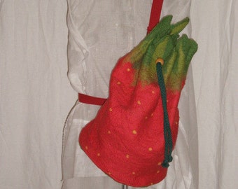 super witzige Tasche als Erdbeere