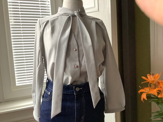 Berlin Designer Handmade pussy bow blouse