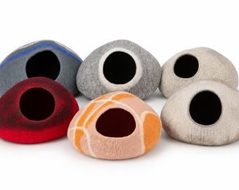Handmade Wool Cat Cave Bed: Sturdy Cat Igloo Den, Cozy, Warm, Wet-Felted