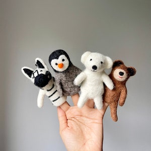 Gefilzte Fingerpuppe Set-Bär, Kaninchen,Zebra, Handgemachte Fingerpuppen, 100% Neuseeland Wolle, Nadel gefilzt, für Kinder All 4