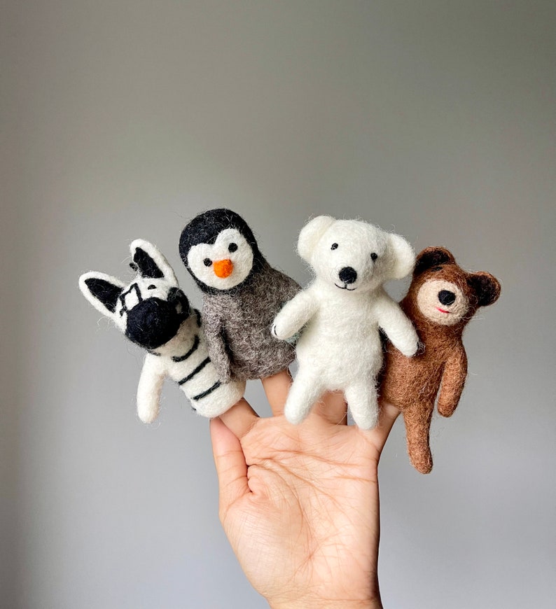 Gefilzte Fingerpuppe Set-Bär, Kaninchen,Zebra, Handgemachte Fingerpuppen, 100% Neuseeland Wolle, Nadel gefilzt, für Kinder All 4