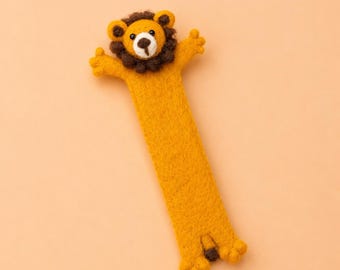 Felted Lion Bookmark: Handmade Wool Reader Gift (16cm)