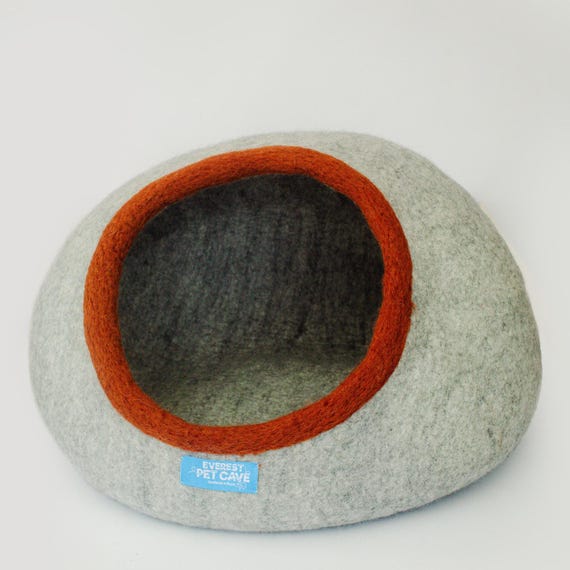 Handmade Merino Wool Dog Cave: Cozy Dog Den for Small/medium Dogs
