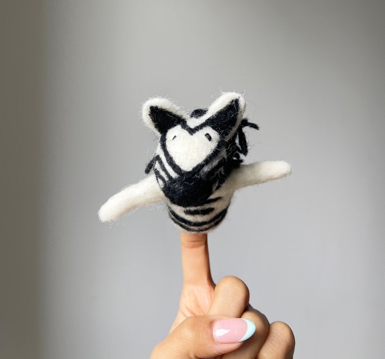 Gefilzte Fingerpuppe Set-Bär, Kaninchen,Zebra, Handgemachte Fingerpuppen, 100% Neuseeland Wolle, Nadel gefilzt, für Kinder Zebra