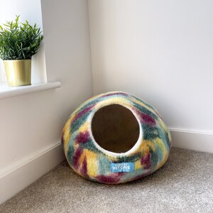Yellow Green Mix Felt Cat Cave, Everest Pet Cave, Handmade, 100% New