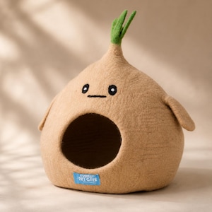 Turnip Wool Cat Bed: Handmade Felted New Zealand Wool Pet Cave