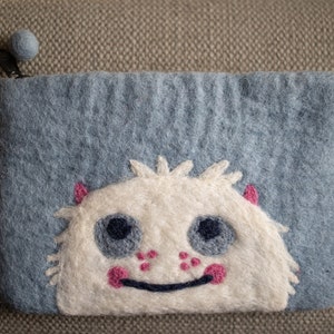 Felt Case, Yeti Case, 100% Wool, Handmade, Wet-Felted, Zipper Case, Blue Felt Pencil Case, Chemical Free Dyes, Felt Pouch, Felt Purse
