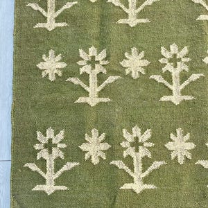 Alfombra Kilim verde floral tejida a mano en varios tamaños. Alfombra Kilim tradicional para dormitorio, cocina, sala de estar, etc. Alfombra Kilim turca hecha a mano.