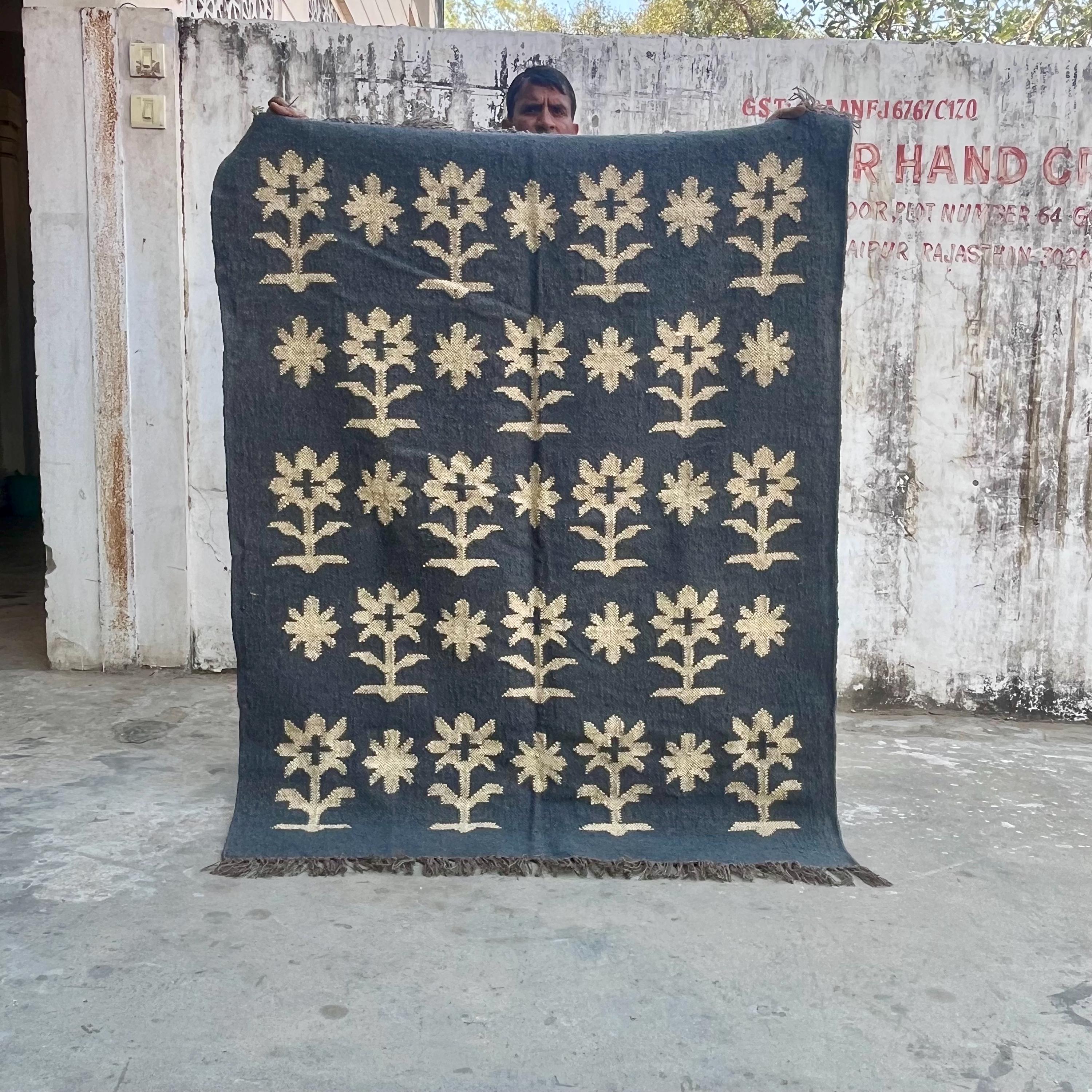 Multi Size Handwoven Blue Floral Kilim Rug. Traditional Kilim Rug for Bedroom | Kitchen | Living Area Etc. Turkish Handmade Kilim Rug