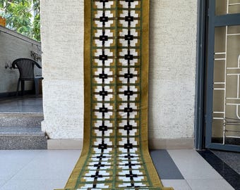 Tapis d'escalier en laine | Tapis vert terre, tissé à la main, idéal pour la chambre, l'entrée, la cuisine ou une décoration moderne | Dimensions sur mesure