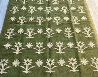 Multi Size Handwoven Green Floral Kilim Rug. Traditional Kilim Rug for Bedroom | Kitchen | Living Area Etc. Turkish Handmade Kilim Rug