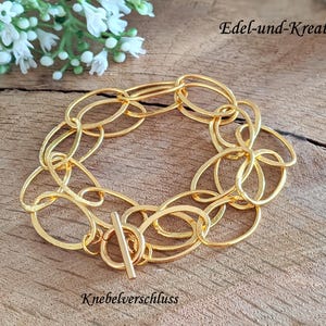 Armband, ovale Goldringe, anlaufgeschützt, lessiges Wickelarmband, Goldarmband, Knebel, Ösenarmband, Statementarmband, Goldarmband