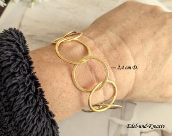 Gold-plated link bracelet, large round gold rings, matt gold, eyelet bracelet, statement bracelet, gift for, gold bracelet, magnetic clasp, gold circles