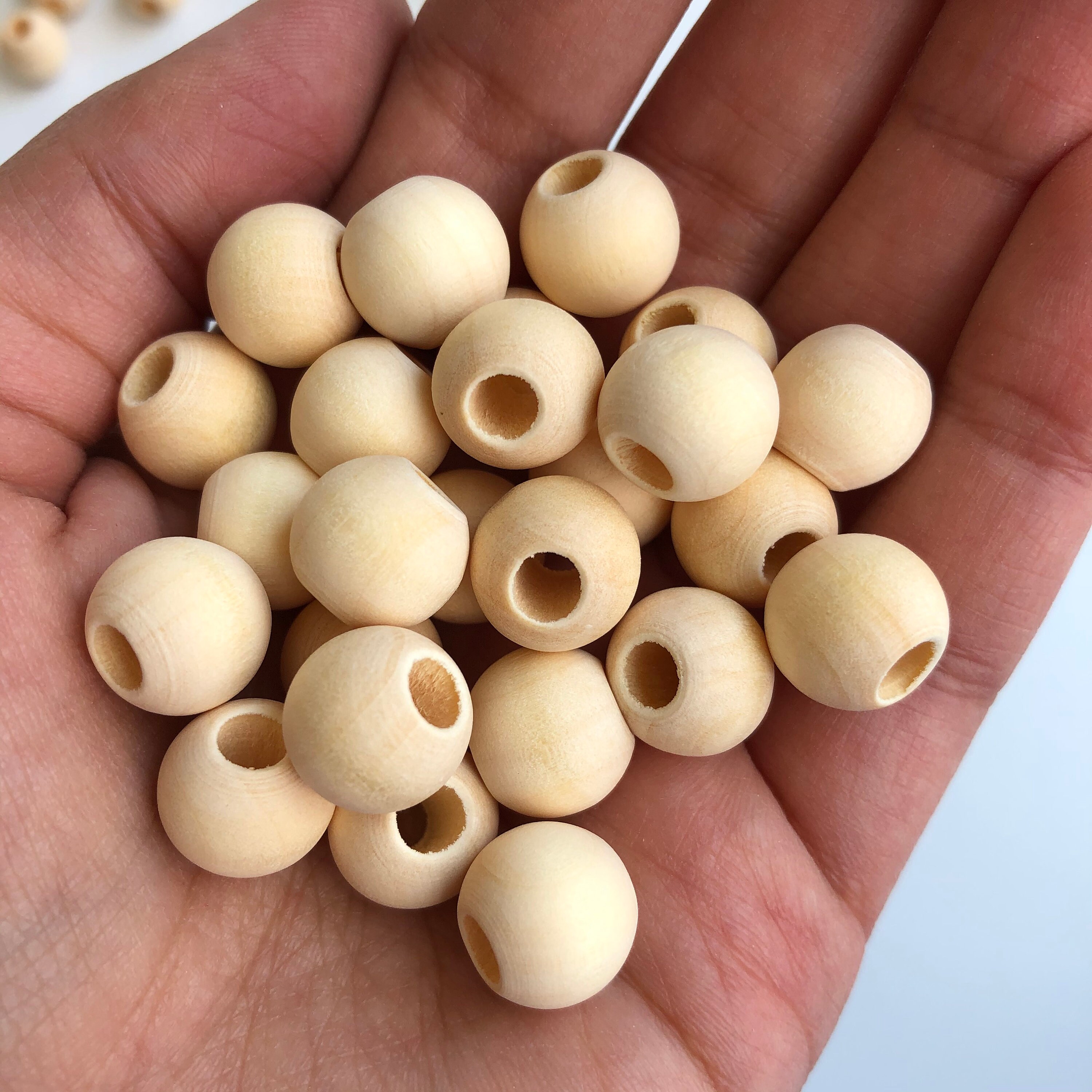 6.5mm Threading Hole 18mm Raw Round Unfinished Wooden Bead Natural Macrame Wood Beads Unpainted