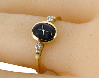 Mooie zwarte sterring, zwarte ster ovale 1,63 karaat ring met diamantaccent in 14k geelgoud, stapelring, zwarte solitaire edelsteenring
