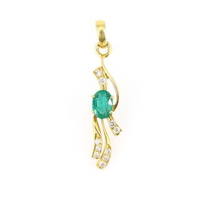 Unique Design Gold Diamond Pendant in 18k solid Yellow gold, Emerald Pendant, EMERALD DIAMOND gold necklace, gold Pendant, Gift for her
