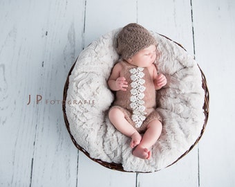 Newborn bonnet or beanie photo prop