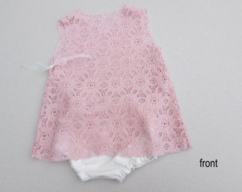 Vestido de encaje rosa para niña recién nacida y accesorio de foto de cubrepañal blanco roto