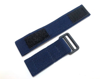 Nylon watch strap with black clasp