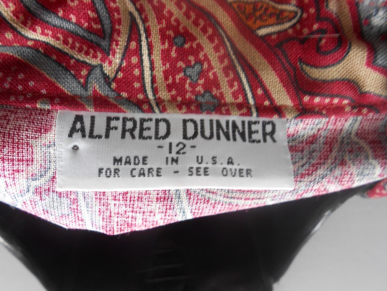 1970/'s1980/'s Vintage Alfred Dunner Burgundy Paisley Womens Blouse Size 12