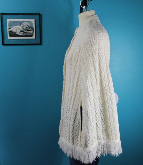 Vintage 1970's Sweater Cape - image 3