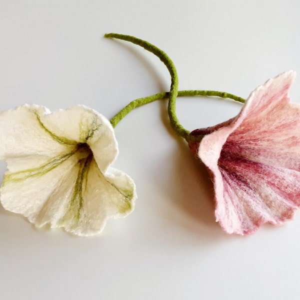 edle Deko Blume gefilzt, Filzblüte, Filz  Blumen, Filz Blüten, Blüten gefilzt, ,Geschenk zum Geburtstag für Mutter,Freundin,Muttertag,Ostern