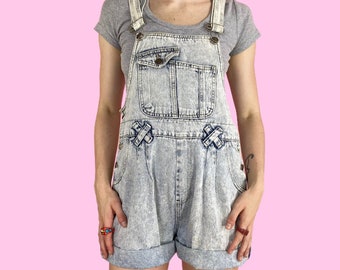 WOMENS LADIES VINTAGE ACID BLUE WASH DISTRESS RIPPED DENIM DUNGAREES SHORTS WOMENS LADIES VINTAGE ACID BLUE WASH DISTRESS RIPPED DENIM DUNGAREES SHORTS