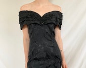 Vintage 80s 1980s 90s 1990s Black Floral Tapestry Jessica McClintock Gunne Sax Off The Shoulder Little Black Mini Dress Size 5 6 Size Small