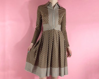 zip up,polyester,lounger Long floral dress,pastel,dress,1970s,70 lounge wear