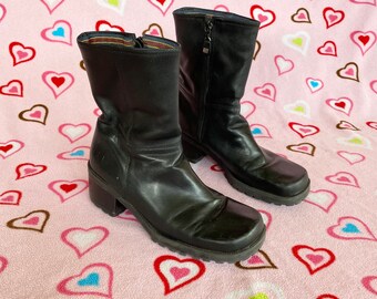 tommy hilfiger signature tape buckle biker boots