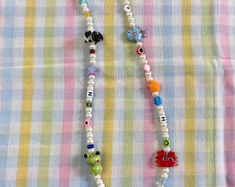 Collar de perlas de agua dulce con cuentas de animales/bichos: collar con dijes divertidos con una oveja, una rana, un cangrejo y un pez