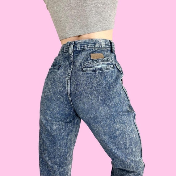 Vintage 80s Acid Wash Wrangler Western Jeans W25 … - image 2