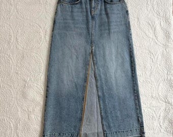 Faded denim low rise slit maxi skirt by BDG size XS