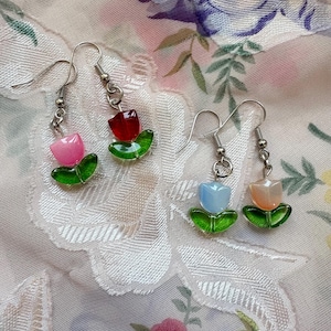 Handmade beaded tulip flower dangle earrings with huggie hoop or hook earring, flower earrings, beaded earrings, dangle earrings, tulip ear