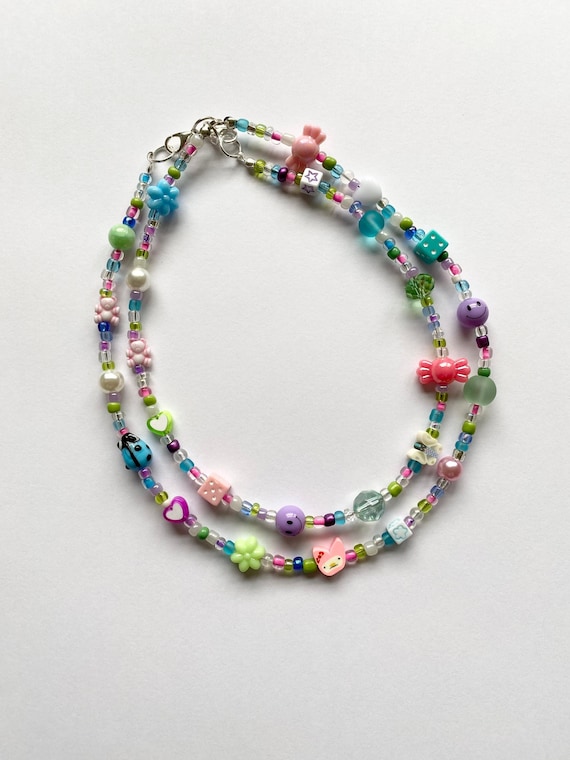 Collier Fantaisie Ancien à Pampille - Perles, Fleurs Et Feuillage Rose/bleu Pastel - Très Bon état