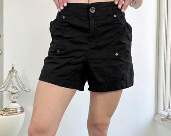 Y2K black mid rise cargo shorts by High Sierra Size 12 W33/34