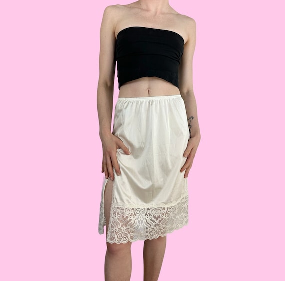 Vintage 80s Cabernet Cream Lace Slip Skirt size S… - image 1